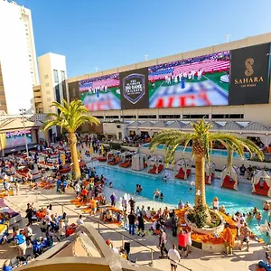 **** Курортный комплекс Sahara Vegas США