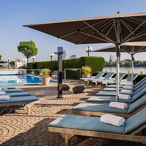 Hotel Hilton Danube Waterfront